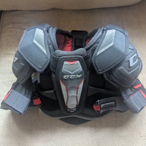 Small Junior CCM JetSpeed FT390 Shoulder Pads (Used)