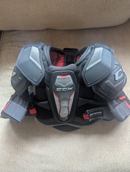 Small Junior CCM JetSpeed FT390 Shoulder Pads (Used)