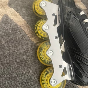 Bauer RS Inline Skates Regular Width Size 1 (Used)