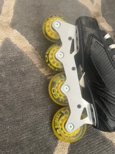Bauer RS Inline Skates Regular Width Size 1 (Used)