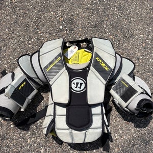 Junior Large Warrior RX3E+ Goalie Chest Protector (Used)