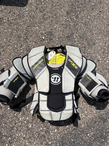 Junior Large Warrior RX3E+ Goalie Chest Protector (Used)
