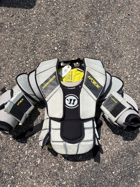 Junior Large Warrior RX3E+ Goalie Chest Protector (Used)