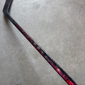 P90TM 65 Flex Senior Bauer Twitch Right Hand Hockey Stick Pro Stock (Used)