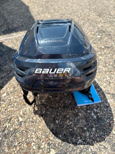 Blue Large Bauer Re-Akt 85 Helmet (New)