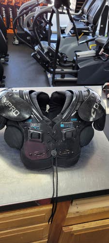 Used Champro GAUNTLET FB Shoulder Pads Black SM 11497-S000150789