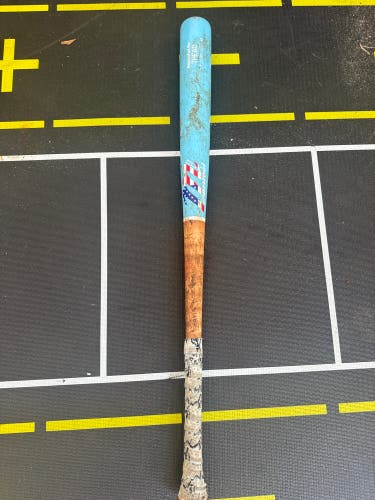 Lindor custom bat marucci