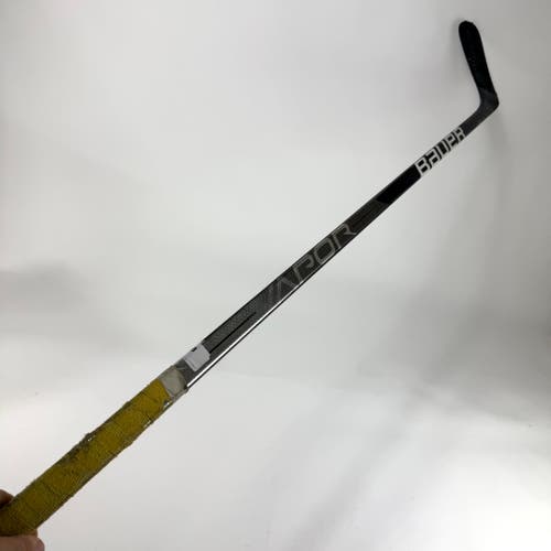 Used Left Silver Bauer Vapor Hyperlite | 77 Flex P92M Curve Grip | E757
