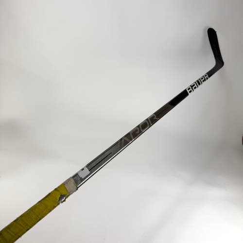 Used Left Silver Bauer Vapor Hyperlite | 77 Flex P92M Curve Grip | E758