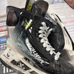 Sz 8 Bauer Hyperlite 2 fit 2 (Used) Senior ice Hockey Skates adult senior