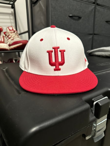 White Adult Men 7 3/8 IU Adidas Hat (Used)