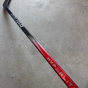P92 77 Flex Senior Bauer Vapor Hyperlite 2 Right Hand Hockey Stick Pro Stock (Used)