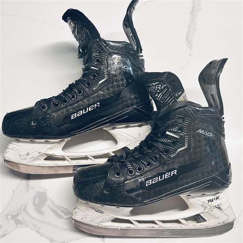 2024 Bauer Supreme Mach Hockey Skates Size 6 (Used)