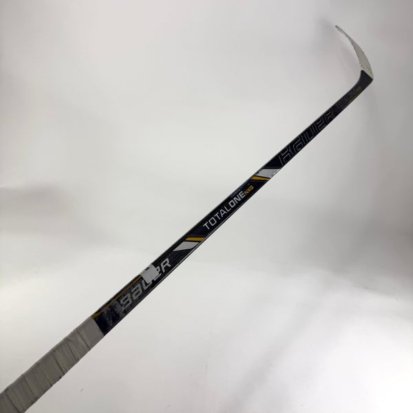 Used Right Bauer Supreme TotalOne NXG | 87 Flex P92 Curve Grip | E735