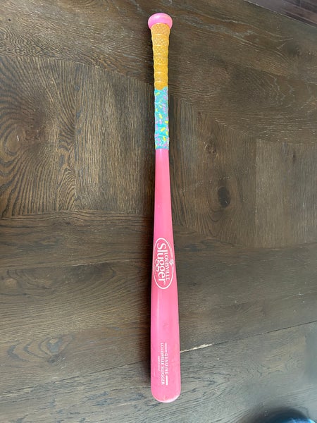 2025 Louisville Slugger wooden bat (-3) 28 oz 31" (Used)