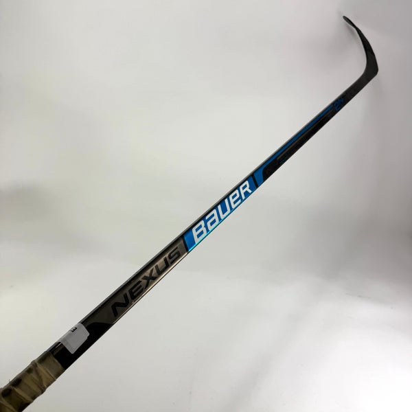 Used Right Bauer Nexus 2N Pro | 82 Flex P28 Curve Grip | E720