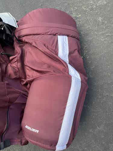 UMass Minutemen Hockey Pants- BNWT- Large