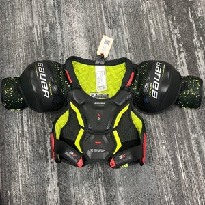 Small Junior Bauer Vapor 3X Shoulder Pads (Used)