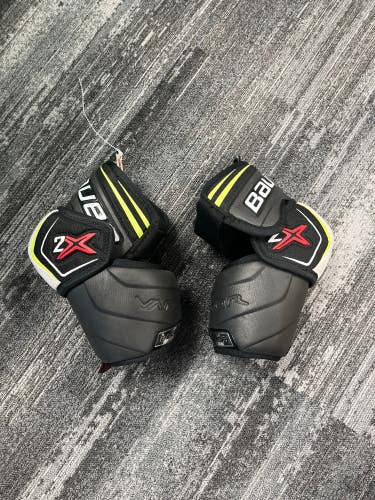 Junior Large Bauer Vapor 2x Elbow Pads (Used)