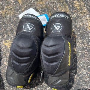 Intermediate Medium Bauer Supreme Matrix Elbow Pads (New)