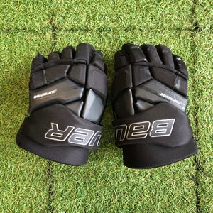 Junior Bauer Supreme M3 Gloves 12" (Used)