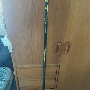 Senior Bauer Ag5nt Right Handed Hockey Stick P92M (Used)