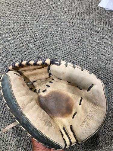 All Star RH Catcher's Baseball Glove 32" (Used)