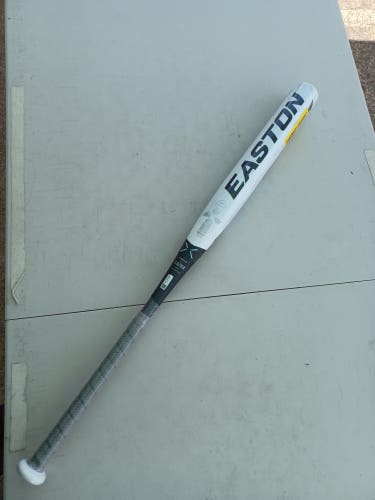 White 2023 Easton Ghost Composite Bat (-10) Composite 23 oz 33" (New)