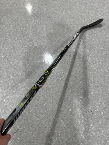 Junior Warrior Alpha QX Hockey Stick Right Handed W28 (New)