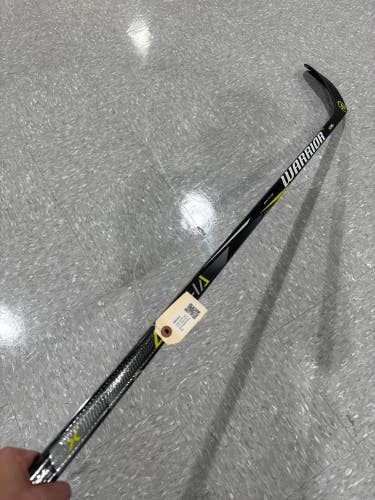 Warrior Alpha QX Hockey Stick | Junior RH W28 | 50' (New)