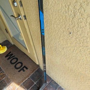 Bauer Nexus Freeze Pro Right Handed Hockey Stick (Used)