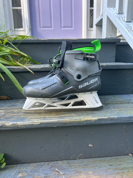 Bauer Konekt HF2 Hockey Goalie Skates Regular Width  11 (Used)