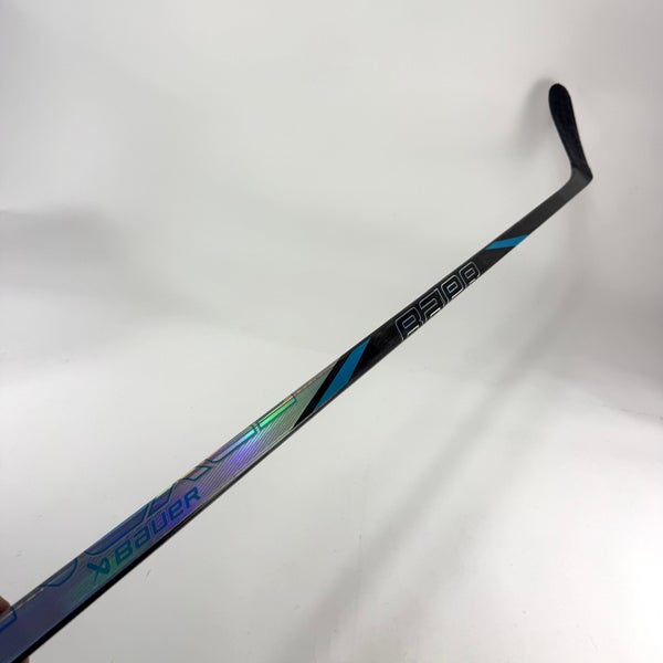 Repaired Left Handed Bauer Nexus Tracer | 77 Flex P28 Curve Grip | E693