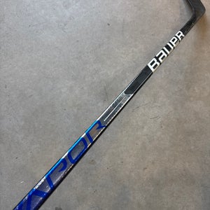 P92M 87 Flex Senior Bauer Vapor Hyperlite Left Hand Hockey Stick Pro Stock (USED)