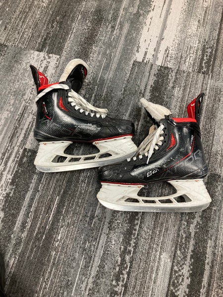 Senior Bauer Vapor 3X Pro Hockey Skates 8.5 (Used)