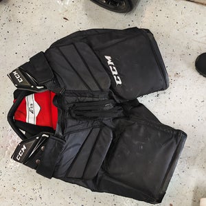 Intermediate Small CCM Extreme Flex Shield E2.9 Hockey Goalie Pants (Used)