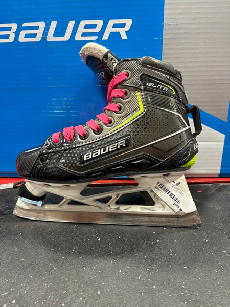 Bauer Elite Hockey Goalie Skates Extra Wide Width Size 2.5 (Used)