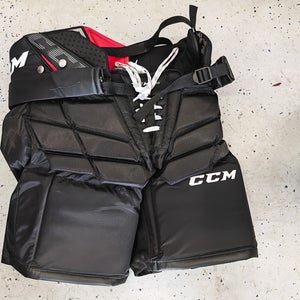 Intermediate Medium CCM Extreme Flex Shield E1.9 Hockey Goalie Pants (Used)