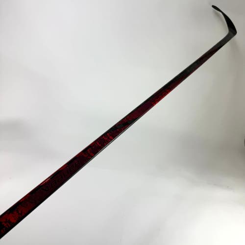 Repaired Right Handed Red Bauer Twitch | 77 Flex P28M Curve Grip | E675