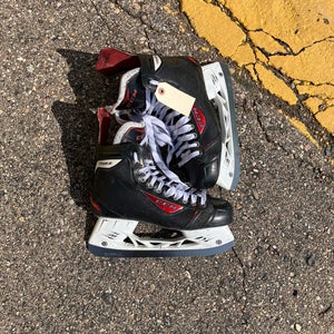 Senior CCM RBZ Hockey Skates | Size 9