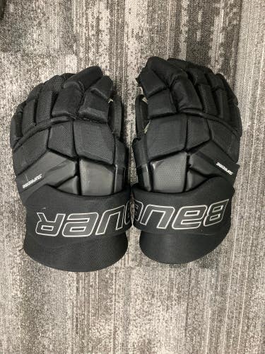 Black Senior Bauer Supreme M3 Gloves 14" (Used)