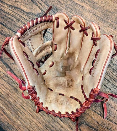 SSK Z7 11.5 Specialist - Baseball Glove