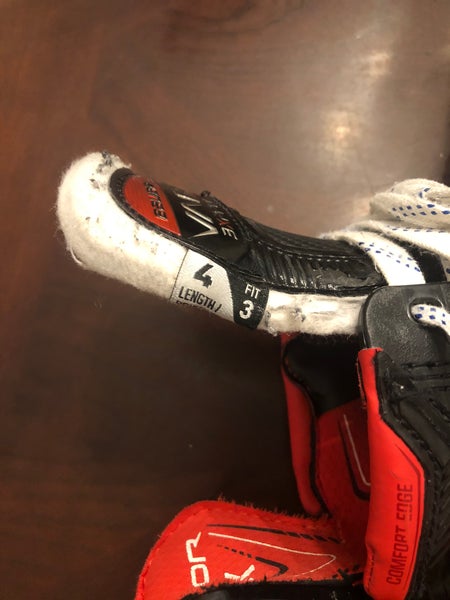 Bauer Vapor 3X Pro Hockey Skates Size 4 (Used)