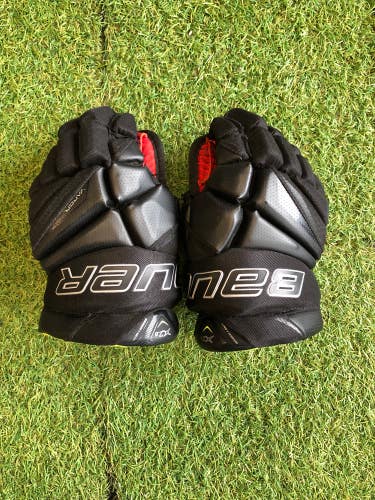 Junior Bauer Vapor X2.9 Gloves 11" (Used)
