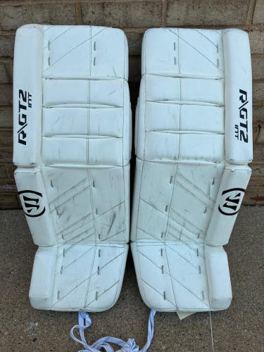 30" Intermediate Warrior Ritual GT2 Goalie Leg Pads (Used)