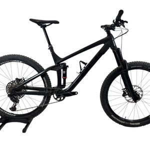 19.5" Trek Remedy 8 Full Suspension Mountain Bike