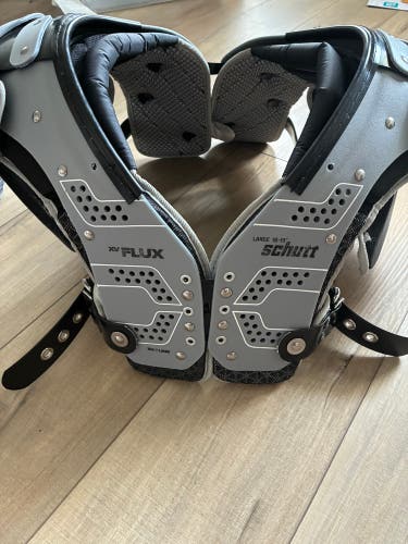 Large Adult Schutt XV FLEX Shoulder Pads