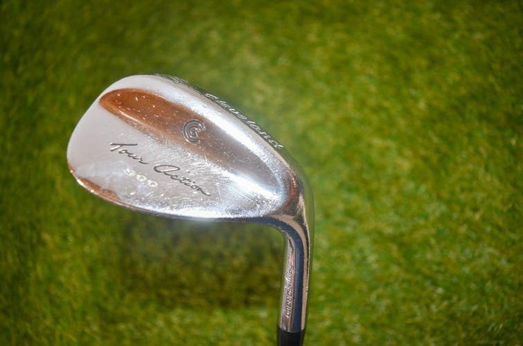 Cleveland	Tour Action 900	52* Wedge	RH	35.5"	Steel	Wedge	Lamkin Grip