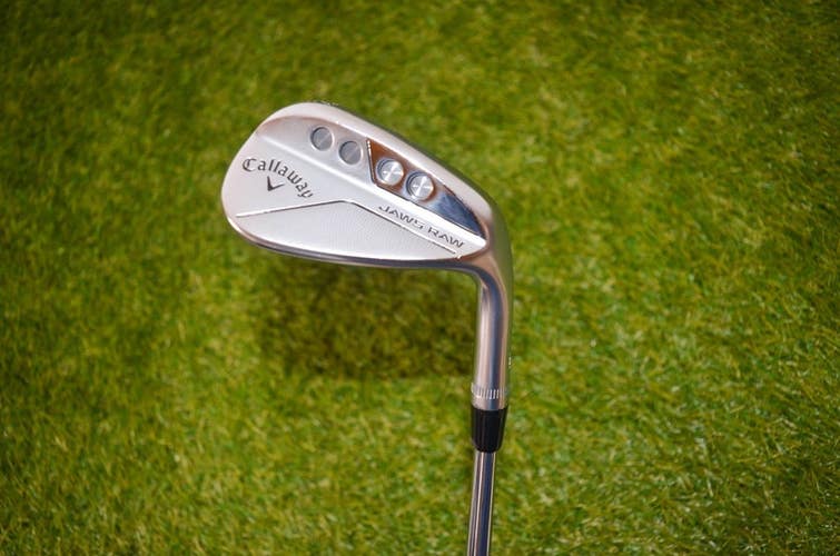 Callaway	Jaws Raw Chrome	52* Wedge	RH	35.5"	Steel	Wedge	Lamkin Grip