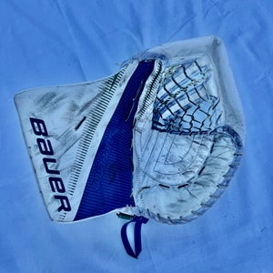 Bauer Supreme 2S Pro Goalie Glove